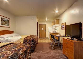 Hotel Woodspring 2*